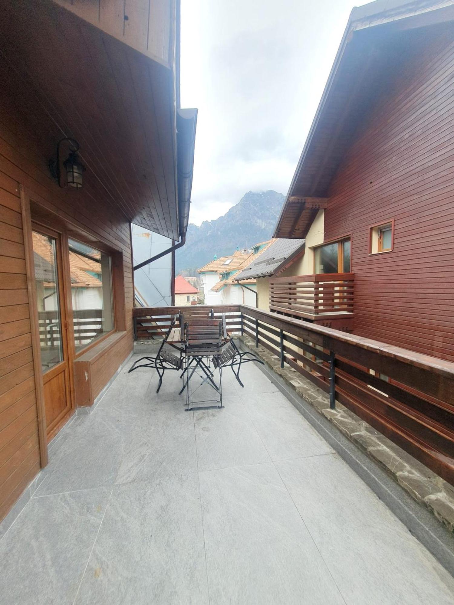 Pensiunea Caprioara Buşteni Exterior foto